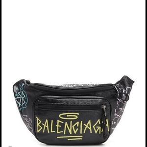Balenciaga Graffiti Explorer Belt Bag Leather Medium Black Print Brand New